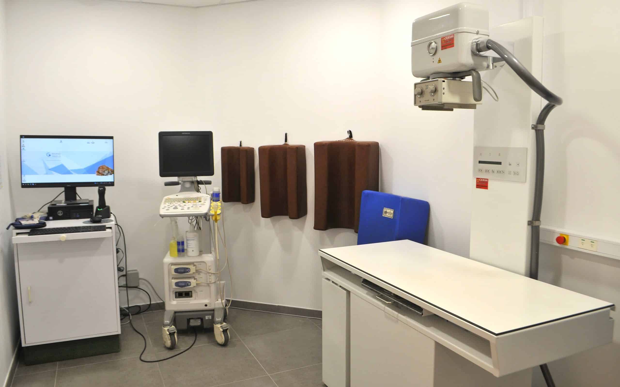 salle d’échographie et radiographie